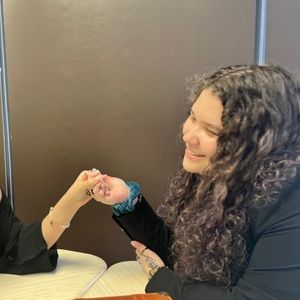 Meet your Posher, Anais